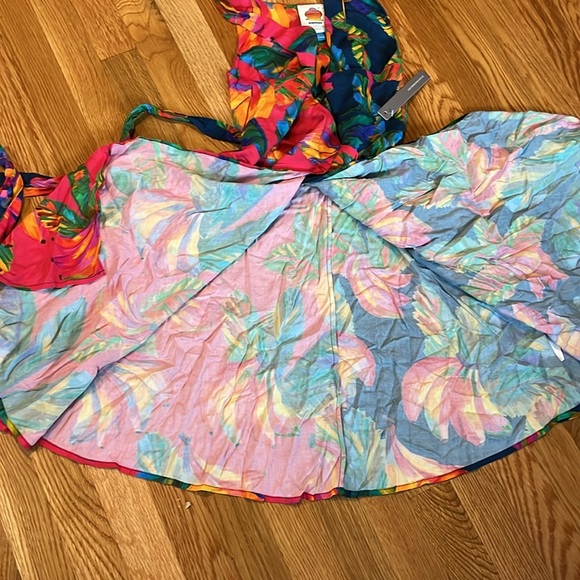 Farm Rio Cover-Up Wrap Dress Size Small NWT - Picture 13 of 15